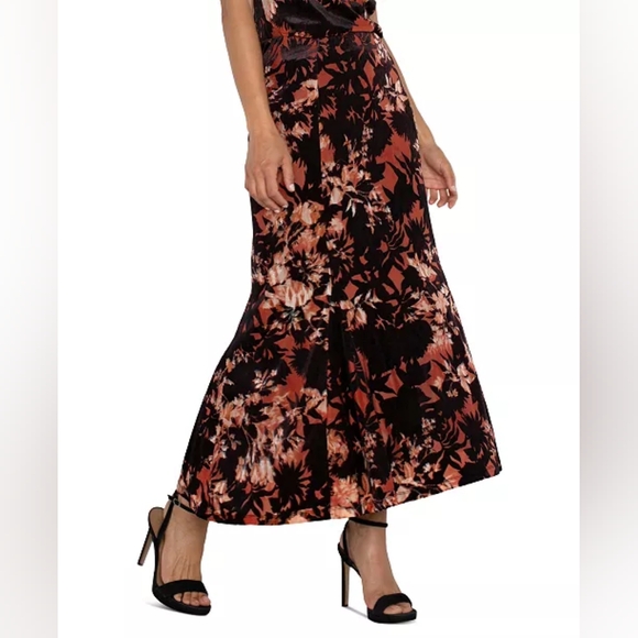 LIVERPOOL Floral Printed Velvet Maxi Skirt Orange Brown Size 12/31 $109 MSRP - Picture 11 of 13